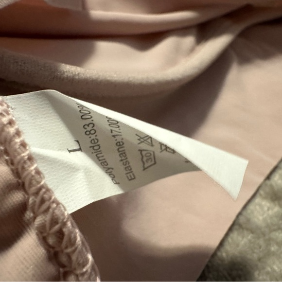 NWOT Pale Pink Bra - Picture 3 of 3